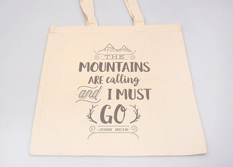 mountains_calling_tote